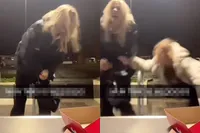 Dame raakt haar tand kwijt en dat wordt een mooie meme