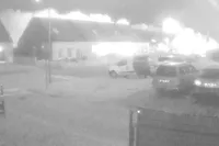 Bewoners ontsnappen op het nippertje aan brand in Stadskanaal na harde explosie