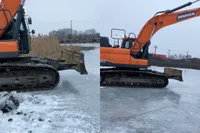 Waarom vrouwen langer leven: man gaat met graafmachine het ijs op