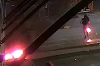 Brandstichter verandert in menselijke fakkel tijdens inbraak in Australië