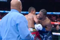 Low blow tussen de benen leek toch wel bepalend tijdens bokspartij tussen Andy Hiraoka en Gary Antuanne Russell