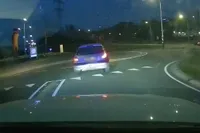 Achtervolging door woonwijk, maar richtingaanwijzer blijft heilig