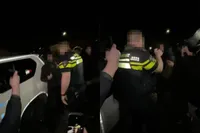 Agent in Bunschoten/Spakenburg heeft helemaal geen zin in een discussie en laat pepperspray praten