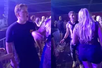 GGZ kijken we mee hoe deze gasten met blaffen proberen een dame te versieren?