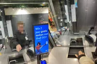 Man wil 'ragebait' video maken en heeft beet bij tankstation in Rotterdam