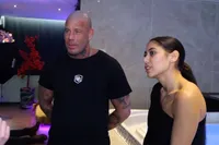 Rolf Tangel, de ex van Barbie, maakt nog steeds natuurfilms, met vriendin met opvallende naam