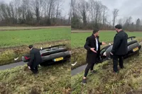 Wesley Adema crasht met Lamborghini Huracán Spyder in de sloot in Breda