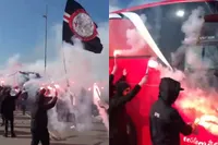 Ajax-fans blokkeren snelweg met fakkels om spelersbus uit te zwaaien voor De Klassieker