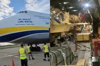 Man geeft doodleuk rondleiding in gigantische Antonov AN-124 Ruslan en het internet kijkt mee