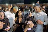 Man is duidelijk een meester in het eten van twee walletjes