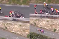 Zware valpartij op Cipressa in vrouwenkoers Milano–Sanremo: renster over vangrail geslingerd en breekt 5 ribben