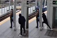 Man ontsnapt op een schaamhaar na aan de dood op perron in Seattle na bizarre duwactie