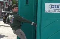 Roel is de ongekroonde Dixi-koning na Koningsdag Amsterdam