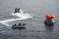 Artemis II keert vannacht terug naar aarde: splashdown live te zien op Netflix (en dit is waarom het spannend wordt)