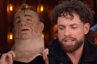 Boer Harm aka David Bouman vertelt in RTL Tonight over dat hij instortte na hype Boerenrapper