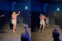 Het zit IrisQueen niet mee: bekogeld met bier tijdens optreden