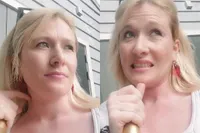 IrisQueen weer aan de deur van Jan Smit: zanger heeft er geen zin in en duikt weg