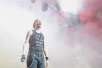 Joost Klein sloopt Coachella: tent gaat volledig los op Nederlandse gabber en hardcore