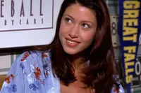 Nadia uit American Pie zit nu op OnlyFans – en ja, dat is precies wat je denkt