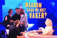 Uitzending Jinek kort verstoord: twee gasten uit publiek halen stuntje uit