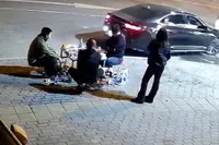 Einde aan gezelligheid maken op Chinese wijze