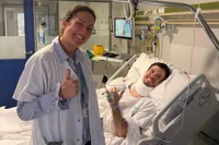 Coureur Álex Márquez ligt in het ziekenhuis na horrorcrash in Barcelona: gebroken nekwervel en sleutelbeen