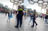 Agent in Utrecht heeft helemaal geen zin in vrouwtje dat niet wil luisteren