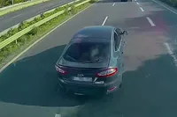 Brake-check held krijgt instant karma