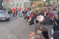PowNed laat oude beelden van auto bij pro-Palestijnse demo opnieuw viraal gaan