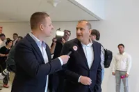 YouTuber duikt in verleden van Gidi Markuszower en mensen raden hem aan voorzichtig te zijn
