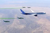 Nieuwe Saudische luchtvaartmaatschappij krijgt escorte van straaljagers voor eerste Boeing 787