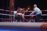 Rico Verhoeven accepteert uitspraak commissie, maar blijft met één vraag zitten na gevecht met Usyk