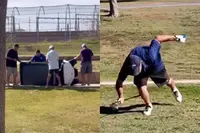 Beschonken golfer eindigt met golfkarretje op z'n kant tijdens goededoelentoernooi