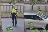 Vrouw ziet blaastest van de politie en heeft een goede vraag