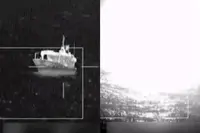 Amerikanen enteren drijvend tankstation van Los Choneros en blazen schip daarna op