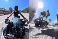 Twee motorrijdsters helpen elkaar tegen het asfalt en dan vliegt er ook nog een speciale Glock door het beeld