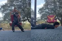Kleine man leert iets over fluit en balletjes