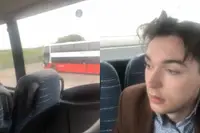 Ierse Sebastian nam de laatste bus naar huis, maar werd daar niet wakker