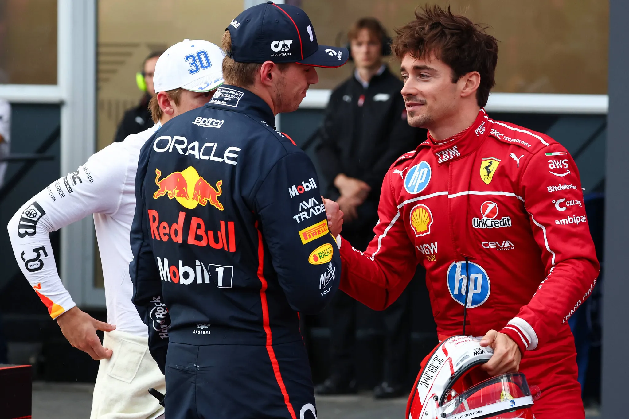'Ongelofelijk als Leclerc het gerucht over Verstappen en Piastri heeft bedacht'
