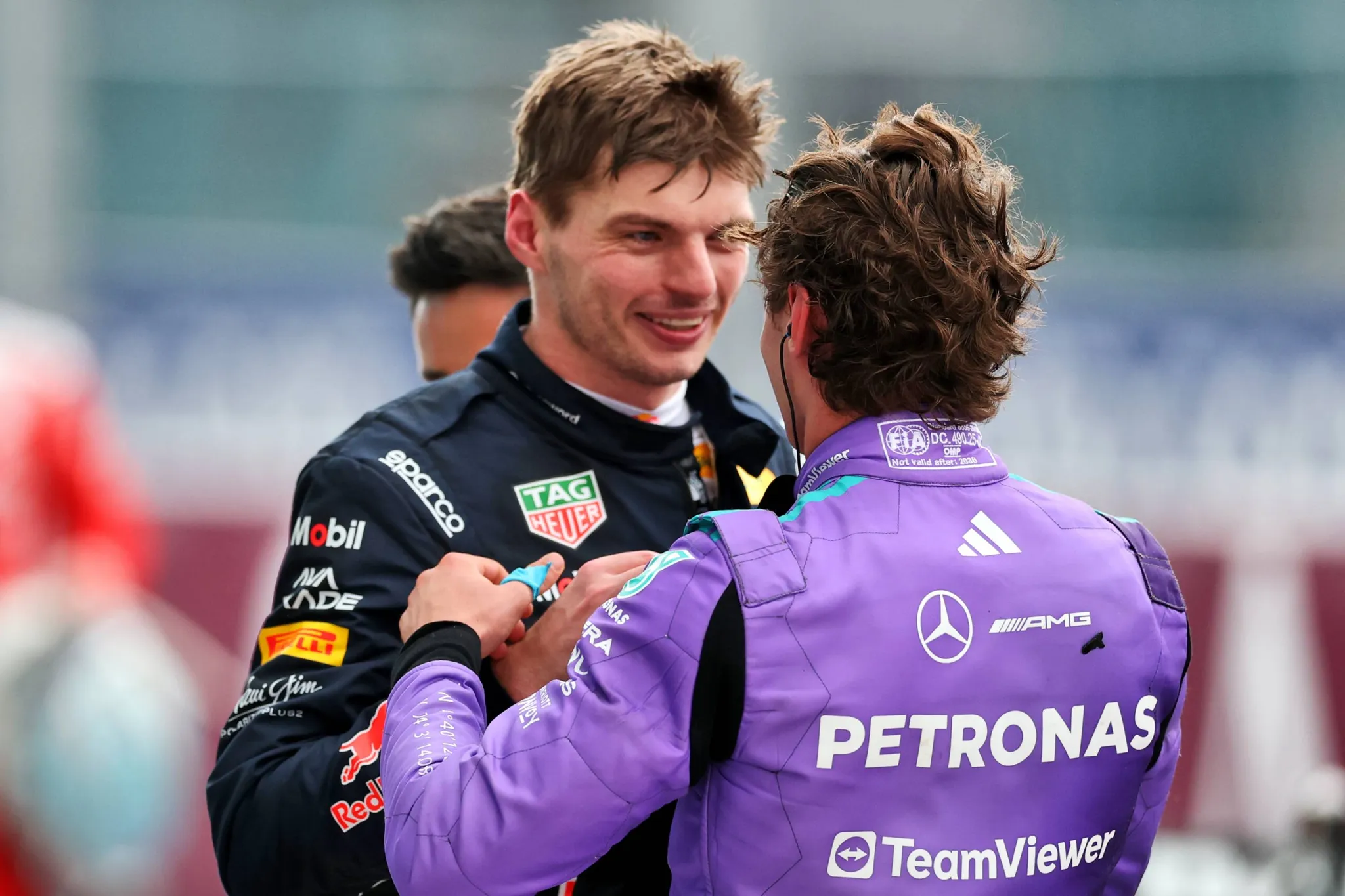 Bijzonder moment vastgelegd tussen Verstappen en Antonelli na GP Miami