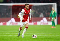 Rondom Ajax: 'Ajax-spelers stapten naar Farioli toe, omdat ze niet met Rugani wilden spelen'
