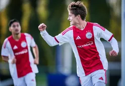 Ajax verlengt contract van Messori, talentvolle aanvaller tekent tot medio 2029