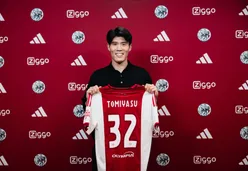 Ajax-aanwinst Tomiyasu oogst lof: 'Fantastische speler, één van de beste ter wereld'