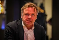 Boekhorst nog drie jaar voorzitter Bestuursraad; Zegerius blijft eveneens langer