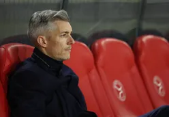 Cruijff laat er geen gras over groeien: Jong Ajax-trainer Weijs per direct op non-actief gesteld