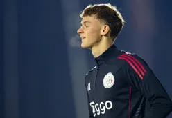 Geruchtenmolen: 'Ajax licht koopoptie niet; Ibrahimović vertrekt spoedig uit Amsterdam'