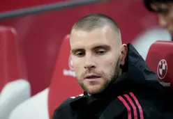 Debuterende Paes vervangt Jaros tegen NEC, Grim kiest vervanger voor afwezige Klaassen