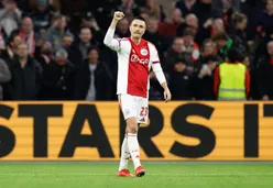 NB: 'Berghuis vertolkte een echte hoofdrol, zou hem het vertrouwen geven als rechtsbuiten'