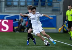 Geruchtenmolen: 'Ajax opnieuw actief op Spaanse markt; club informeert naar jonge back van Real Madrid'