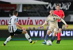 NB: '0-3 is prima uitslag, maar laatste half uur was schandalig tegen zo'n zwakke tegenstander'